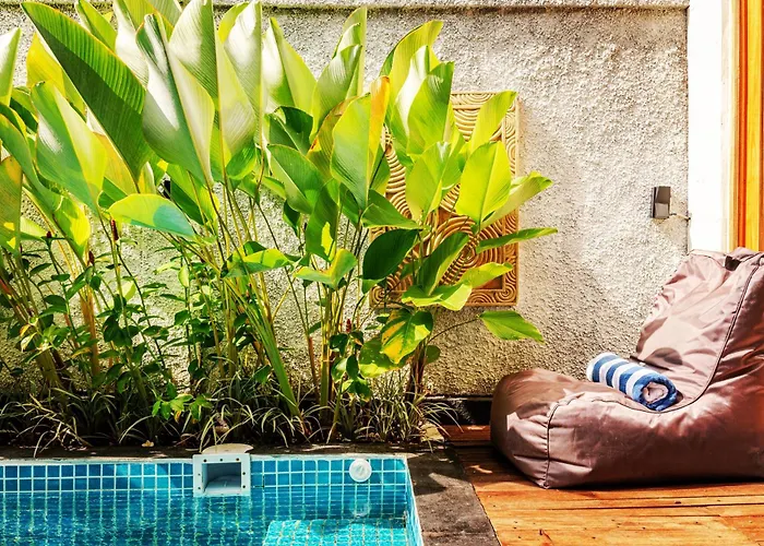 Layana Nusa Private Villa *